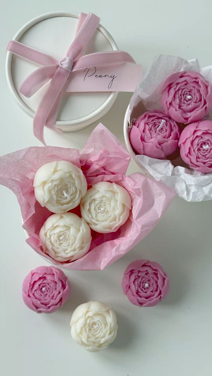 Tiny Peony Candles