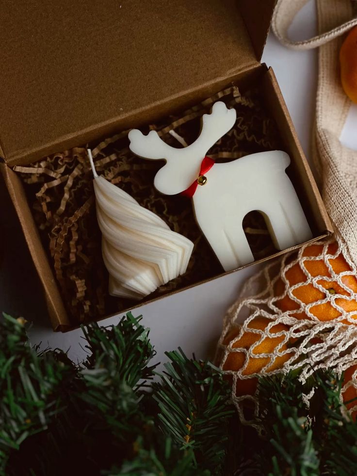 Winter Deer & Tree Candle Set