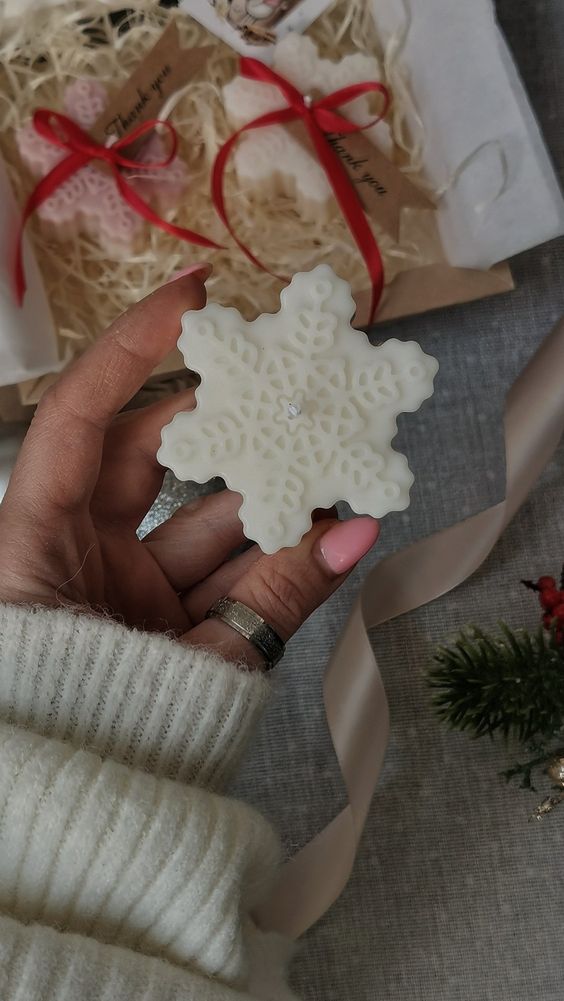 Snowflake Candle