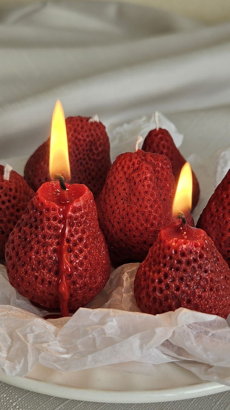 Strawberry Candle
