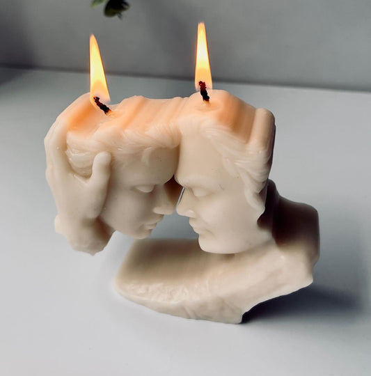 Romeo and Juliet Candle