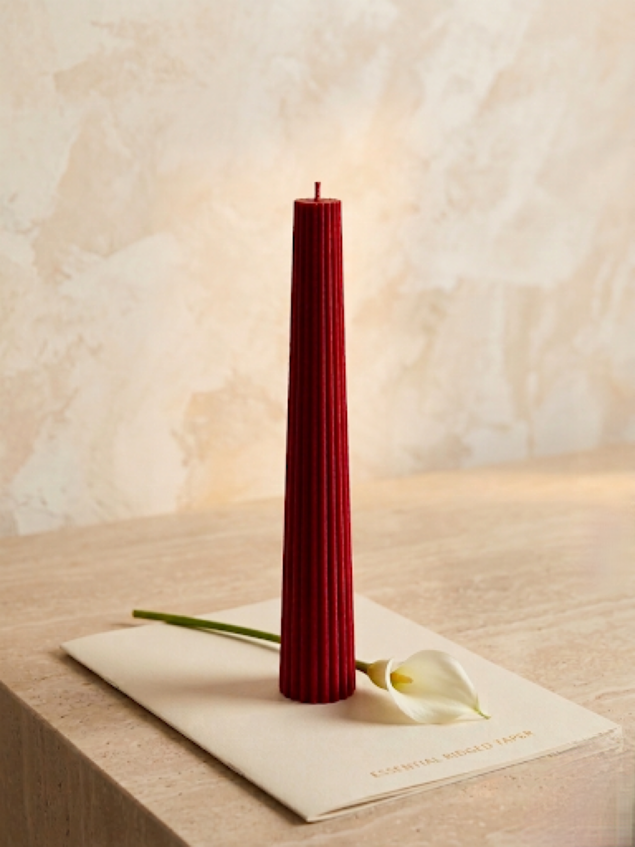 Column Ribbed Candle