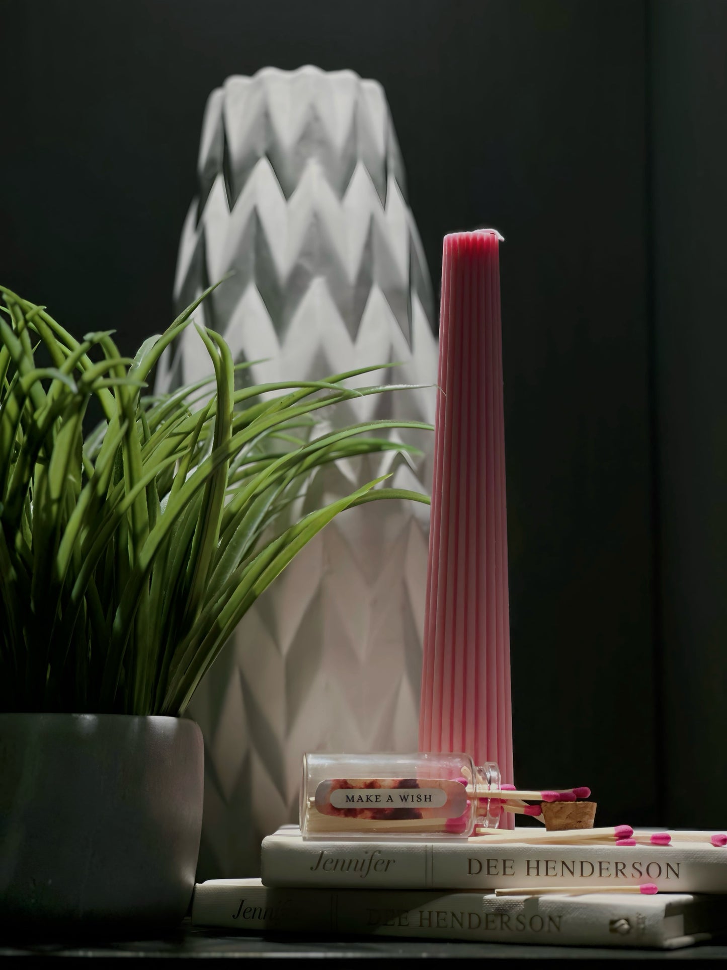 Column Ribbed Candle