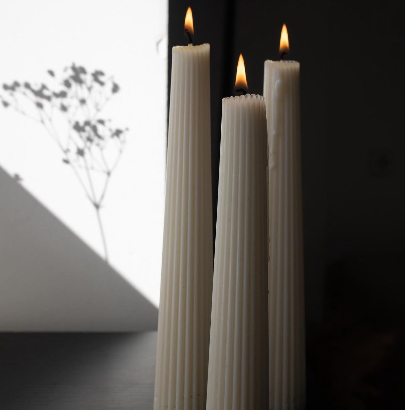 Column Ribbed Candle