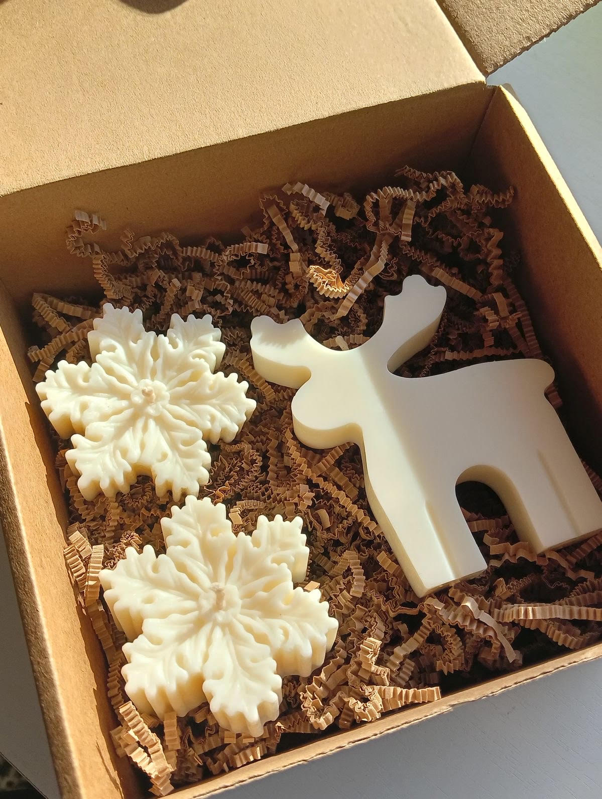 Holiday Snow & Reindeer Candles